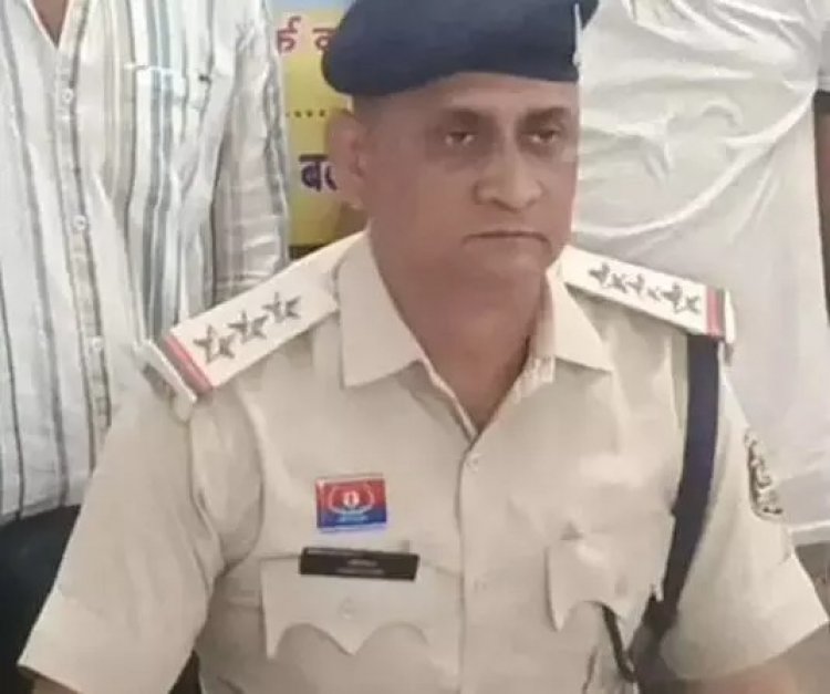 नाबालिग के साथ छोड़छाड़ मामले में लापरवाही बरतने पर थाना प्रभारी और सब इंस्पेक्टर लाइन अटैच