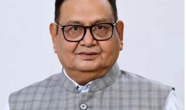 प्रदेश कांग्रेस कमेटी के कोषाध्यक्ष सहित तीन लोगों के खिलाफ गैरजमानती वारंट जारी