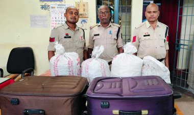 दुर्ग में बस की डिग्गी से 21 किलो गांजा लावारिस हालत में बरामद