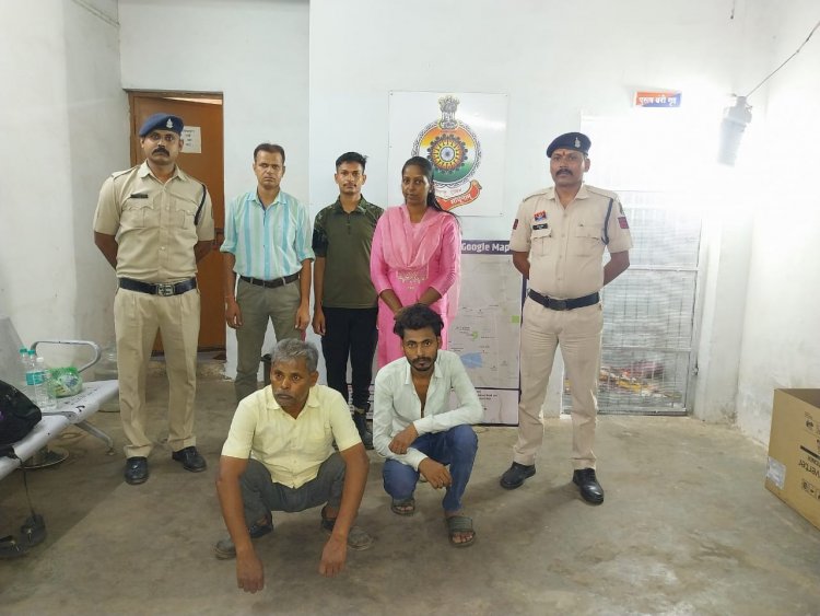 बिहार में 54 लाख का धोखाधड़ी कर भिलाई में छिपे थे दो आरोपी, वैशालीनगर पुलिस ने पकड़कर बिहार पुलिस को किया सुपुर्द
