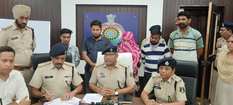दुर्ग जिले में स्पा सेंटर की आड़़ में चल रहे देह व्यापार का खुलासा, स्पा सेंटर की संचालिका सहित चार गिरफ्तार