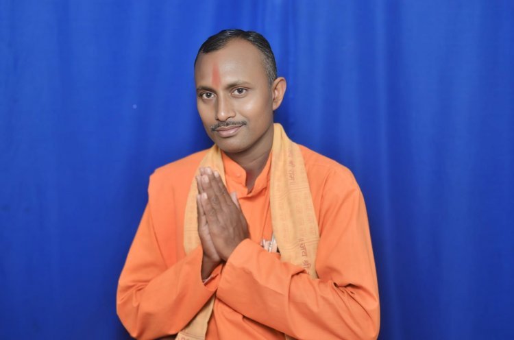 अज्ञात वाहन की ठोकर से निकुम सरपंच भागवत राम पटेल गंभीर रूप से घायल, कंधे में तीन फैक्चर