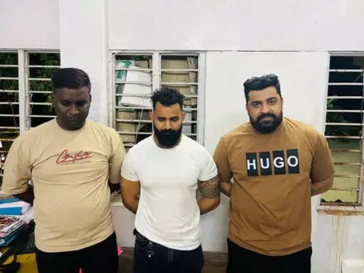 रिपोर्टिंग के दौरान पिस्टल की नोक पर मीडियाकर्मियों के साथ मारपीट, पत्रकारों ने मुख्यमंत्री आवास का किया घेराव, तीन बाउंसर गिरफ्तार