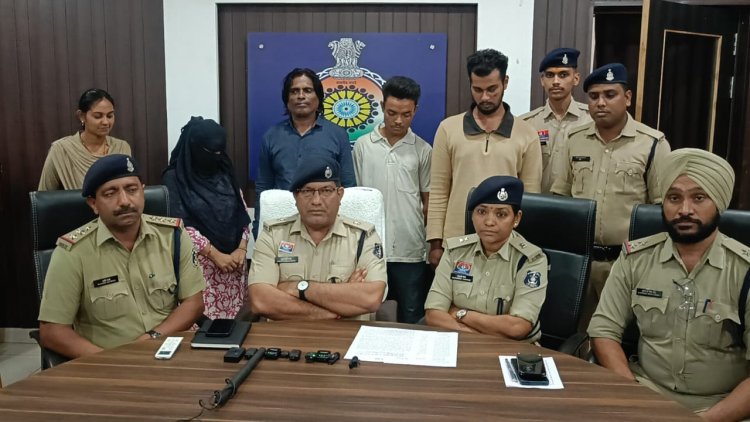 नशीली कैप्सूल टेबलेट बेचने वाली महिला सहित चार गिरफ्तार