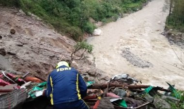 बादल फटने से कई मजदूर लापता, टेंट में रह रहे मजदूर तेज सैलाब में बह गए 