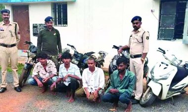 शराब दुकान के पास पकड़े गए 4 वाहन चोर