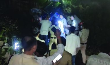 तेज रफ्तार कर ने कांवड़ियों को रौंदा, 4 की मौत, दो गंभीर
