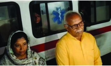 एंबुलेंस से 13 महिलाओं को ले जाते पुलिस ने पकड़ा, बागेश्वरधाम की गतिविधियों से जुड़ा मामला