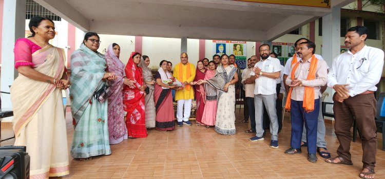 गुरुपूर्णिमा पर उतई और पुरई में उत्सव का माहौल, विधायक ललित चन्द्राकर हुए शामिल