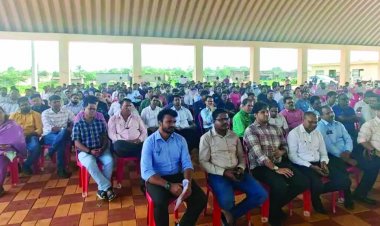 राजस्व व्यवस्था संकट में: लिपिक संघ का तहसीलदारों की हड़ताल को खुला समर्थन, प्रशासन पर बढ़ा दबाव