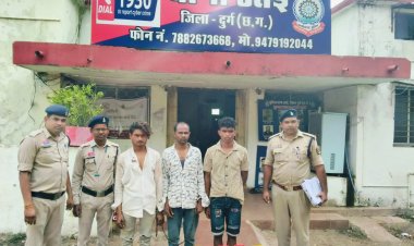 दुकान का शटर तोड़कर 11 मोबाइल चुराने वाले तीन आरोपी पकड़े गए