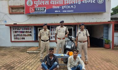 वाहन चेकिंग के दौरान दो गांजा तस्कार पकड़े गए, राजनांदगांव से भिलाई पहुंचे थे नशे का कारोबार करने