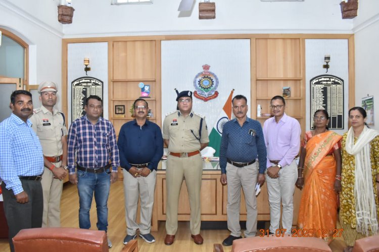 पुलिस विभाग से सेवानिवृत्त अधिकारी-कर्मचारियों का एसएसपी ने किया सम्मान