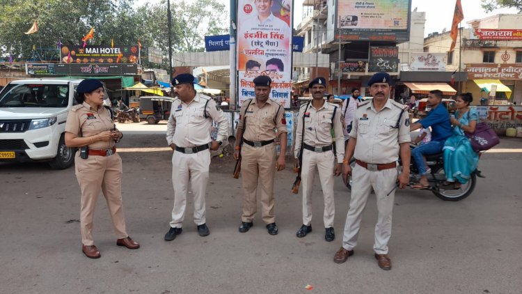 रक्षाबंधन पर्व में जिले के चप्पे-चप्पे पर तैनात रही दुर्ग पुलिस के जवान