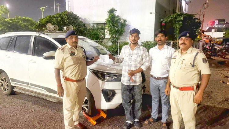 89 वाहन चालकों पर दुर्ग पुलिस ने की कार्रवाई, 14 वाहन जब्त, सायरन के दुरूपयोग पर कटा 5 हजार का चालान 