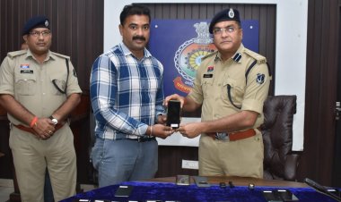हजारों परिवारों को मिला खोया मोबाइल, दुर्ग विशेष टीम की मेहनत रंग लाई