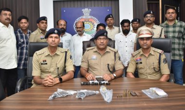 पिस्टल एवं देशी कटटा के साथ शराब तस्करी के 4 आरोपी गिरफ्तार; कट्‌टा, पिस्टल, जिंदा कारतूस और चाकू बरामद