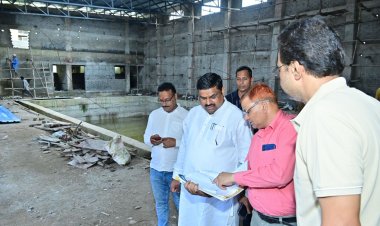 केबिनेट मंत्री गजेन्द्र यादव की पहल से दुर्ग में तैयार हो रहा स्विमिंग पुल, जल्द मिलेगी बैडमिंटन कोर्ट की सौगात