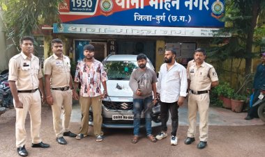 दुर्ग में कट्टा लहराकर लोगों को डराने वाले तीन आरोपी गिरफ्तार, देशी कट्टा और कार जब्त