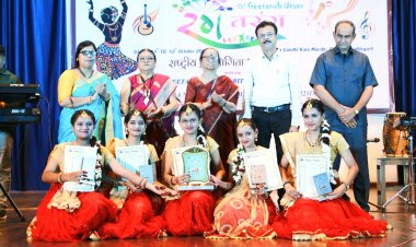 रंग तरंग फेस्टिवल का शानदार समापन, जरूरतमंद कलाकारों की मदद के लिए शुरू हुआ सहायता कोष