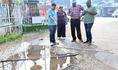 भिलाई निगम आयुक्त ने निर्माणाधीन रोड का किया निरीक्षण