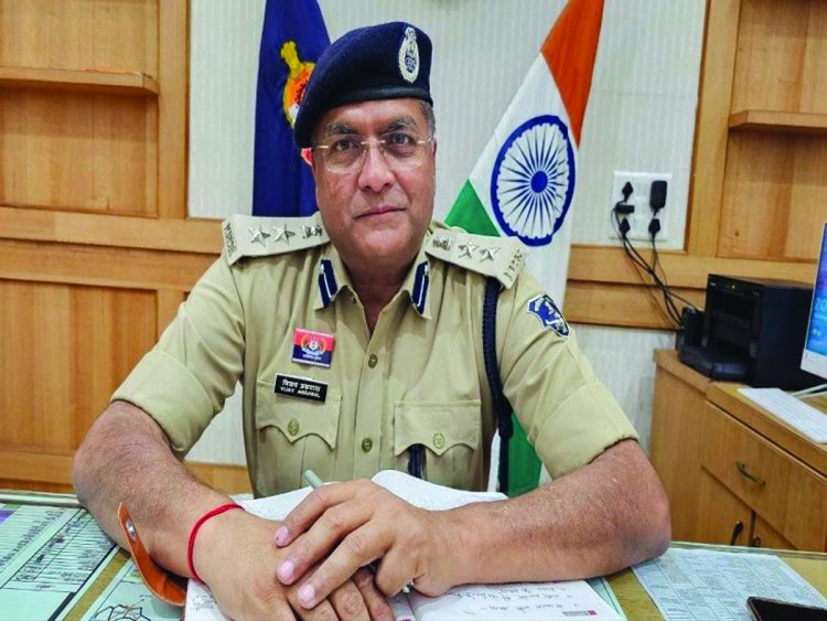 दुर्ग जिले में पुलिस अधिकारियों का तबादला: 11 निरीक्षक और स्टाफ बदले गए, देखें पूरी लिस्ट
