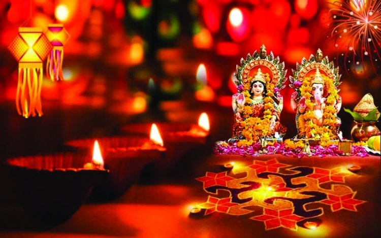 दीपावली 2025: लक्ष्मी-गणेश पूजन का शुभ मुहूर्त, जानें कब करें मां लक्ष्मी की आराधना