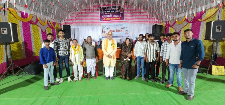 मातर महोत्सव की धूम, कलाकारों ने प्रस्तुतियों से बांधा समां