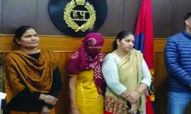 साइको किलर महिला गिरफ्तार: सुंदर बच्चियों से नफरत ने चार मासूमों की जान ली, बेटे को भी मार डाला