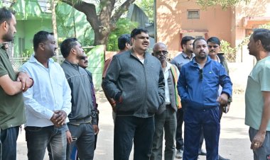 ओम परिसर से उरला तक बनेगी सड़क,  मंत्री गजेन्द्र यादव ने किया स्थल निरीक्षण