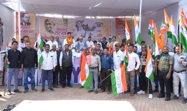 सरकार से बातचीत तक नहीं टूटेगा भिलाई विधायक देवेंद्र यादव का अनशन