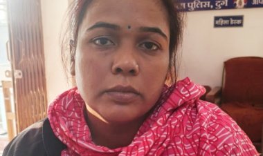 ज्वेलरी दुकान से चोरी करने वाली महिला गिरफ्तार