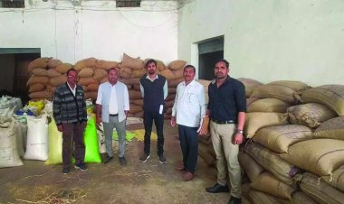 महासमुंद में बड़ी कार्रवाई, 6,694 बोरा धान और 15,470 बोरा चावल जब्त