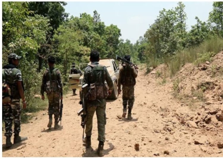 बीजापुर में बड़ी मुठभेड़: 20 नक्सली ढेर, 3 जवान शहीद