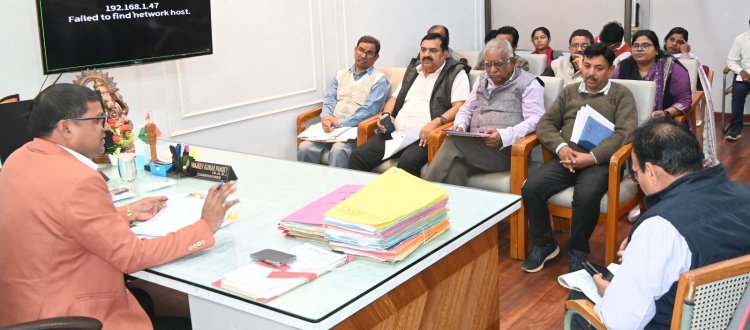 नगर निगम भिलाई की समीक्षा बैठक में सख्त निर्देश, लंबित कार्य जल्द पूरे करने के आदेश