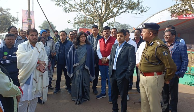 हनुमंत कथा आयोजन को लेकर कलेक्टर और एसएसपी ने किया स्थल निरीक्षण, तैयारियों का लिया जायजा
