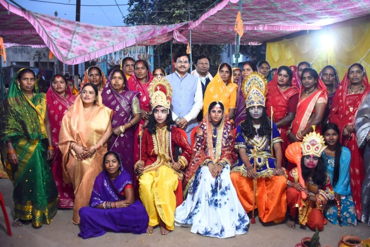 रामकथा में झूमे गनियारी वासी, आचार्य हरीश बोले- माता-पिता की सेवा और गृहस्थ धर्म ही सच्चा तीर्थ