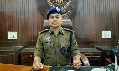 अभिषेक शांडिल्य ने दुर्ग रेंज के पुलिस महानिरीक्षक का पदभार संभाला