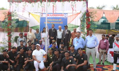 जेके लक्ष्मी सीमेंट अहिवारा में गणतंत्र दिवस समारोह, ध्वजारोहण के साथ श्रमिकों का सम्मान