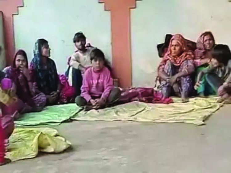 दुर्ग में कपास मजदूरों से बंधुआ मजदूरी का आरोप: मारपीट, धमकी और लाखों की मजदूरी हड़पी