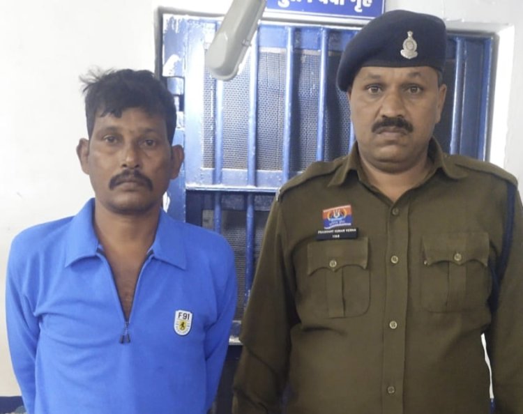 दुर्ग में पति ने पत्नी और भांजे पर किया जानलेवा हमला, धारदार कटर सहित गिरफ्तार