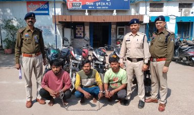 मोटरसाइकिल चोर गिरोह पकड़ा गया, 4 वारदातों का खुलासा, पार्ट्स बेचने की थी तैयारी