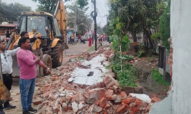 अवैध कब्जों पर कार्रवाई, सीवर लाइन में बाधा बने 291 ढांचे हटाए गए