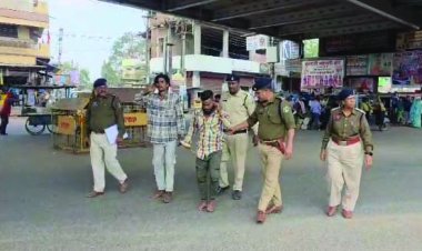 भेड़ एवं नगदी की झपटमारी करने वाले दो आरोपी गिरफ्तार, एक फरार,  पुलिस ने निकाला जुलूस