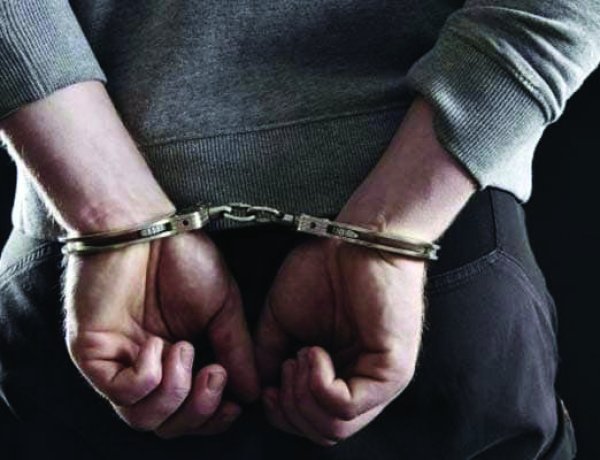 कलेक्ट्रेट अफसर बनकर 4.35 लाख की ठगी, होटल से गिरफ्तार हुआ आरोपी