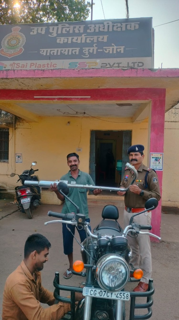 ट्रैफिक पुलिस का सख्त एक्शन: 13 दिन में 2952 चालान, 1613 बिना हेलमेट, मॉडिफाइड साइलेंसर पर 5 हजार जुर्माना