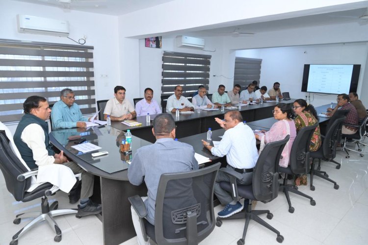 गन्ने और मिलेट्स फसलों की खेती को बढ़ावा देने और बोर्ड परीक्षा में नकल रोकने के निर्देश