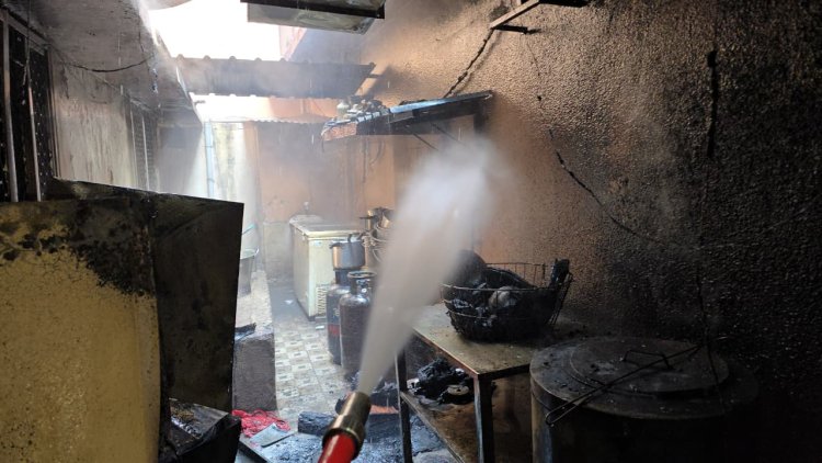 भिलाई के इस रेस्टोरेंट में लगी आग, दमकल ने समय पर पाया काबू