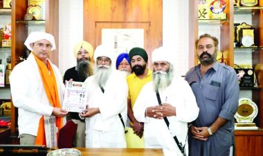 रायपुर के गुरुद्वारा बाबा बुड्डा साहब में इंद्रजीत सिंह सम्मानित, सात श्रद्धालुओं की घर वापसी पर मिला सम्मान