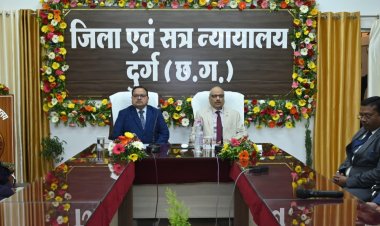 दुर्ग राष्ट्रीय लोक अदालत में सफलता का नया कीर्तिमान: कुल 10,13,730 प्रकरणों का आपसी समझौते से हुआ निराकरण